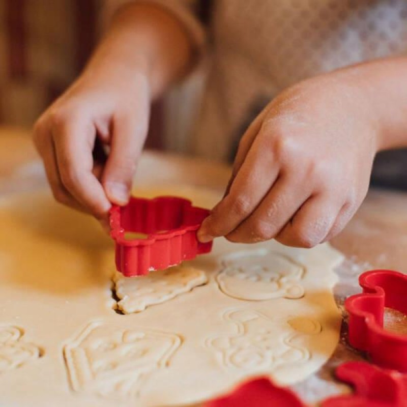 Legami Set of 5 Cookie Cutters with Stamps - Cookie Time!