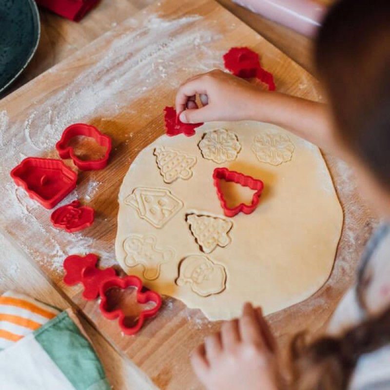 Legami Set of 5 Cookie Cutters with Stamps - Cookie Time!